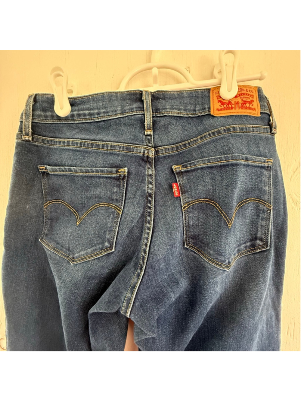 Levi's 815 Curvy Bootcut Jeans Dark Wash Size 28 - Picture 3 of 8